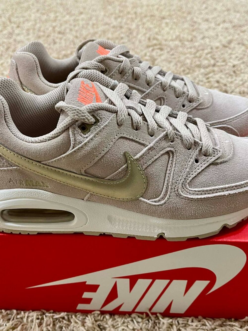 Nike Women’s Air Max Command Premium Shoes ‘String Metallic Gold’, Size 8 (New)